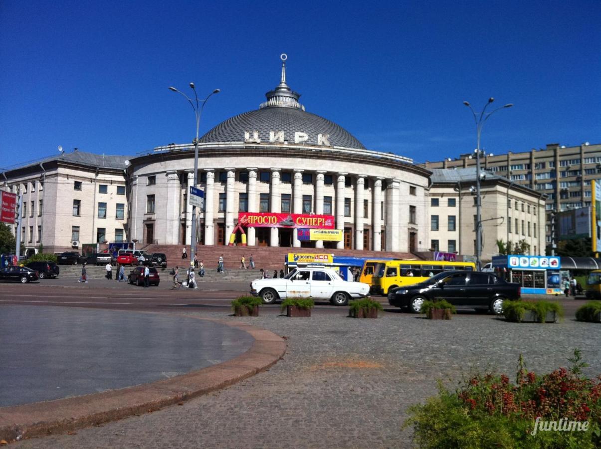Kyiv Top Location 60M2 Apt In Old City Fast Wifi Selfchekin Exterior photo